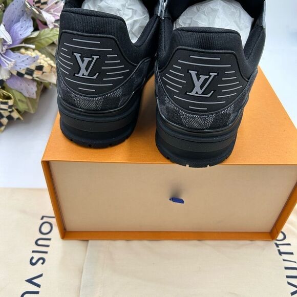 Men’s Louis Vuitton Damier 2024 trainer sneakers size 11 fits 13 US made Italy - Picture 6 of 12